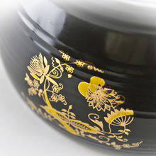 探索益精陶瓷煲K018 黑色貼金花設計與實用性兼備的廚房好幫手